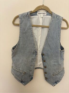 NWOT Denim Forum Light Blue Denim Jacket with White Lining western Size S